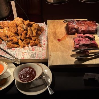 Red Rooster Harlem - Red Roster more Sunday buffet - American Near Me - New York, New York