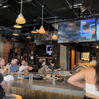 LOCAL Public Eatery Liberty Village - Sports Bars Near Me - Toronto, Ontario