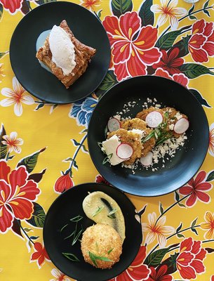Latinx Street Food by GARZÓN by null