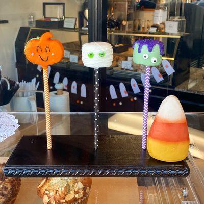 Dough & Arrow Cookies & Coffee. by null