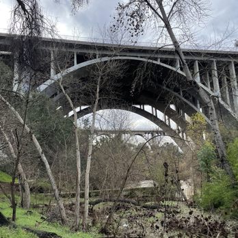 Lower Arroyo Seco - Hiking Near Me