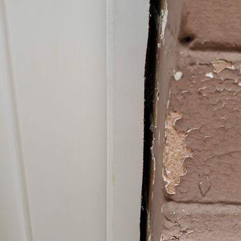 Multi Lakes Handyman Services - a crack in a door - Handyman Near Me - Walled Lake, Michigan
