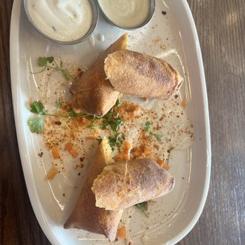 STIRR - Buffalo Chicksn egg roll - Cocktail Bars Near Me - Dallas, Texas