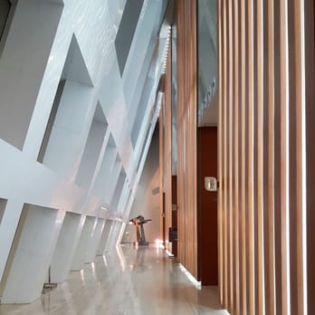 SM Aura Premier - Tower Entrance best way to get to the Sky Park Dining on the 5th floor of the mall. A dozen elevators to serve you an express ride to dine. - Shopping Centers Near Me - Taguig City, NCR