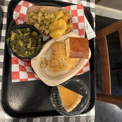 Whistlestop Cafe - Plate lunch