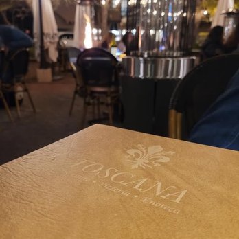 Toscana - Heat lamps to stay warm outdoors on a chilly night - Pizza Near Me - Solvang, California