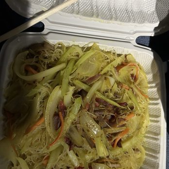 Honolulu Kitchen - Singapore noddle - Chinese Near Me - Honolulu, Hawaii