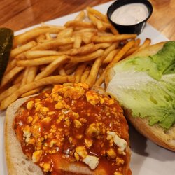The Pointe Grill & Bar - Buffalo chicken sandwich that gave my husband a healthy glow with the kick