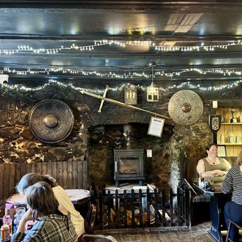 The Drovers Inn - Drover's Inn bar area - Pubs Near Me - Arrochar, AGB The Drovers Inn - Drover's Inn bar area - Pubs Near Me - Arrochar, AGB