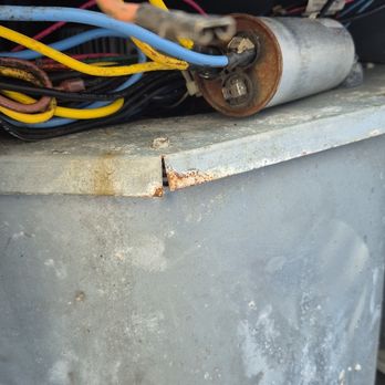 Jlc Air Conditioning - Bad capacitor - Heating & Air Conditioning/HVAC Near Me - Hollywood, Florida Jlc Air Conditioning - Bad capacitor - Heating & Air Conditioning/HVAC Near Me - Hollywood, Florida