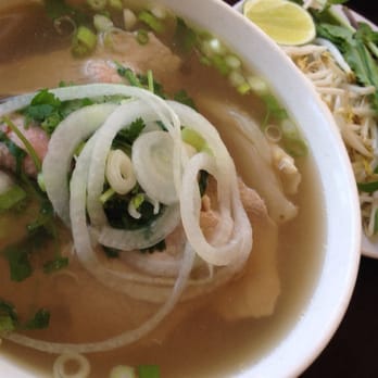 Pho Saigon 1 - Pho with Raw Meat & Tendons - Vietnamese Near Me - Chatsworth, California Pho Saigon 1 - Pho with Raw Meat & Tendons - Vietnamese Near Me - Chatsworth, California