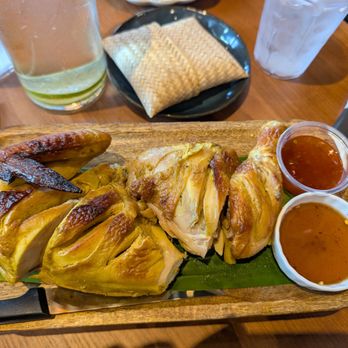 Yindee Thai Eatery - Half chicken - Thai Near Me - Haltom City, Texas Yindee Thai Eatery - Half chicken - Thai Near Me - Haltom City, Texas