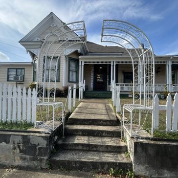 O'Dessa Blessing Restaurant - Facade - New American Near Me - Montgomery, Alabama