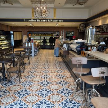 Lucullus Bakers & Roasters - View entering the store - Coffee Roasteries Near Me - Markham, Ontario