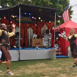 Skagit Valley Fairgrounds - Wren & Della Circus Variety
