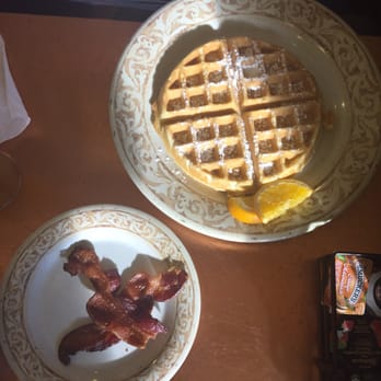 Another Broken Egg Cafe - Waffle (blueberries came on the side) - Breakfast & Brunch Near Me - Pensacola, Florida Another Broken Egg Cafe - Waffle (blueberries came on the side) - Breakfast & Brunch Near Me - Pensacola, Florida