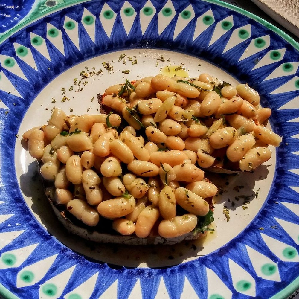 La Cucina del Monastero - Bruschetta Fagioli thumbs up - Mediterranean Near Me - Ischia, NA