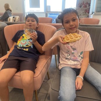 Tous Les Jours - Kewl kids - Bakeries Near Me - Stevenson Ranch, California Tous Les Jours - Kewl kids - Bakeries Near Me - Stevenson Ranch, California