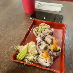 Bangkok Happy Bowl Thai Bistro and Bar - Sushi