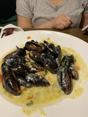 Lucky's Blind Fish Grill by null