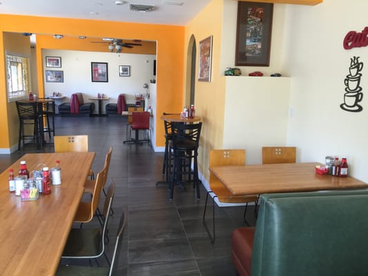 Beny's Diner by null