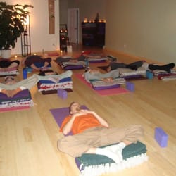 Blossoming Yoga - BlossOMing Yoga Studio
