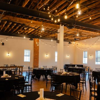 Married with Paws - Wedding Planning Near Me Married with Paws - Wedding Planning Near Me