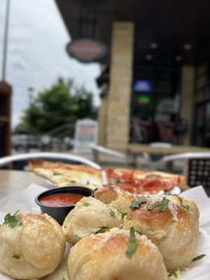 Pasquale's Neighborhood Pizzeria by null