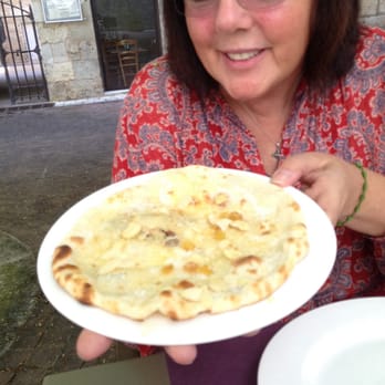 Chez Manija - Peshawari naan - Indian Near Me - Périgueux, 24 Chez Manija - Peshawari naan - Indian Near Me - Périgueux, 24