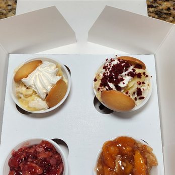 Peach Cobbler Factory - Box of 4 mix - Desserts Near Me - Pembroke Pines, Florida