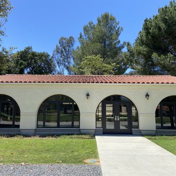 Villanova Preparatory School - Middle Schools & High Schools Near Me - Ojai, California