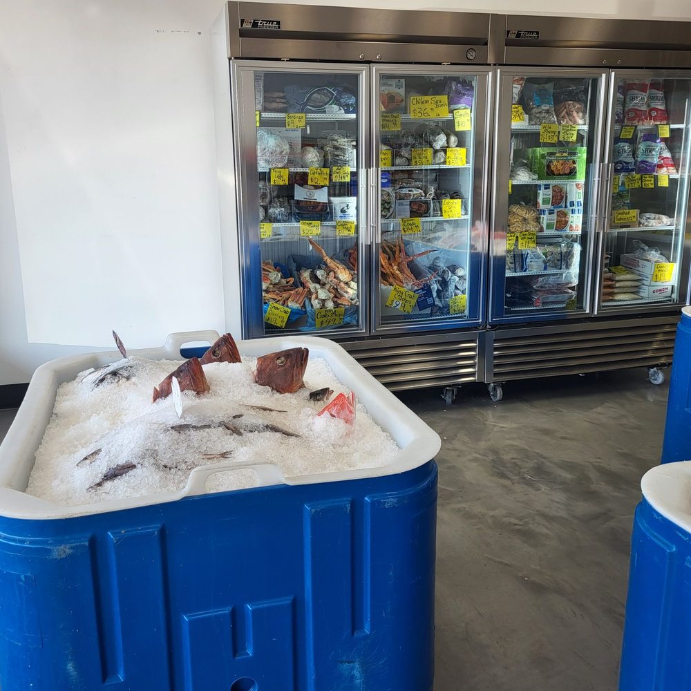 Shaker’s Fish Market - a variety of frozen fish - Seafood Markets Near Me - Middleburg Heights, Ohio Shaker’s Fish Market - a variety of frozen fish - Seafood Markets Near Me - Middleburg Heights, Ohio