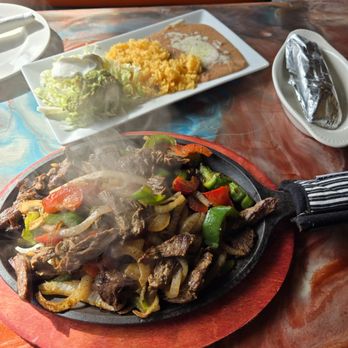 Catramex Restaurant - Fajitas...yum!! - Mexican Near Me - Saco, Maine Catramex Restaurant - Fajitas...yum!! - Mexican Near Me - Saco, Maine