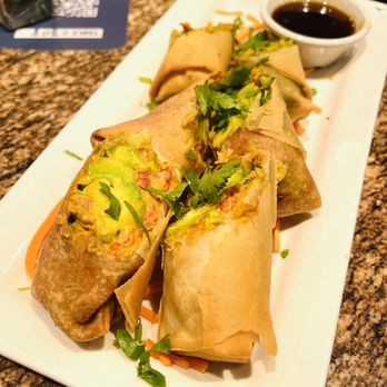 BJ's Restaurant & Brewhouse - Avocado Egg Rolls - American Near Me - Arcadia, California