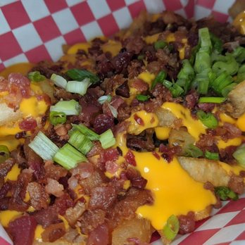 Pipo Burgers on Wheels - Bacon cheddar fries - Food Trucks Near Me - Doral, Florida Pipo Burgers on Wheels - Bacon cheddar fries - Food Trucks Near Me - Doral, Florida
