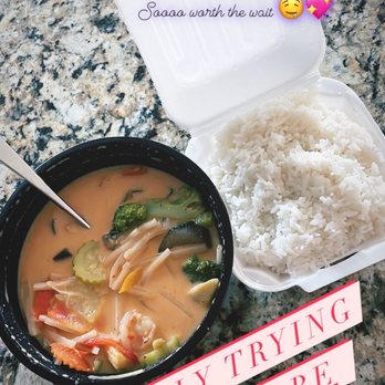 Basil Babe - Red curry + mixed veggies + shrimp - Thai Near Me - Ypsilanti, Michigan Basil Babe - Red curry + mixed veggies + shrimp - Thai Near Me - Ypsilanti, Michigan