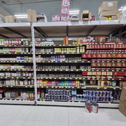 Lindsay Food Center