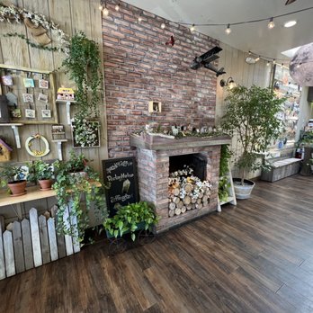 Cafe Bench - Inside - Cafes Near Me - Flushing, New York