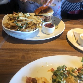 Yard House - Fried Chicken Sandwich with garlic fries - Bars Near Me - Hanover, Maryland Yard House - Fried Chicken Sandwich with garlic fries - Bars Near Me - Hanover, Maryland