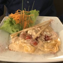 Osteria Da Tullio - Selbstgemachte Tortellini mit Lachs