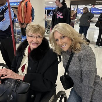 Southwest Airlines - Southwest baggage claim: picking up my mom - Airlines Near Me - Phoenix, Arizona