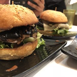 Galaxy Burger, Copper Branch