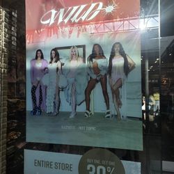 Hot Topic