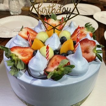Vip Kingly Bakery - Birthday with mixed fruit inside. Cake is 6 inches and $30. - Bakeries Near Me - Brooklyn, New York Vip Kingly Bakery - Birthday with mixed fruit inside. Cake is 6 inches and $30. - Bakeries Near Me - Brooklyn, New York