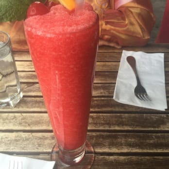 Lantern - Strawberry Thai Slush = Yumm - Thai Near Me - Brooklyn, New York