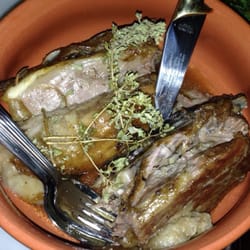 Elyros Restaurant - Succulent and tender roast lamb
