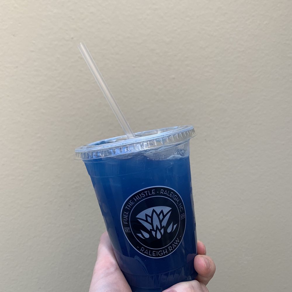 Raleigh Raw Juice Bar & Cafe - Blue Lemonade - Juice Bars & Smoothies Near Me - Raleigh, North Carolina