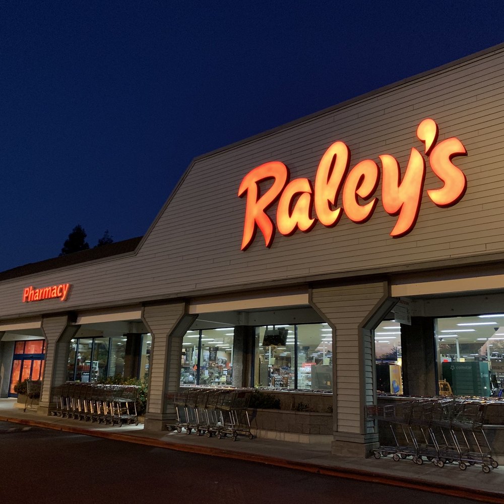 Raley's - Entrance - Grocery Near Me - Pleasanton, California