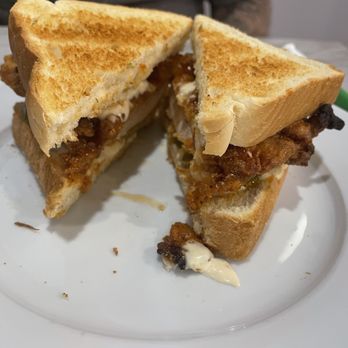 Munch Eatery - Nashville Hot - Bakeries Near Me - Ansonia, Connecticut