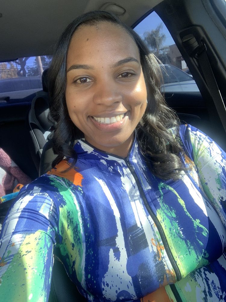 Divine Appearance Logo